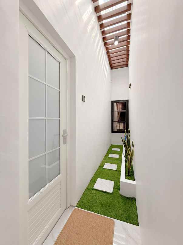 dijual rumah lokasi perumahan spi sukun kota malang