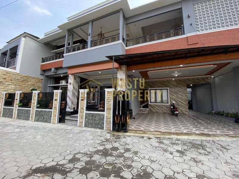 dijual rumah maguwoharjo