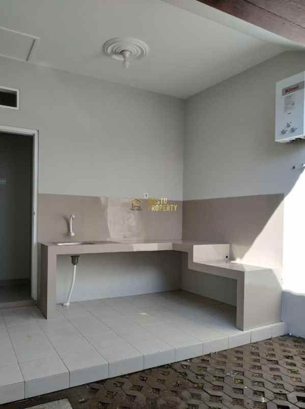 dijual rumah maguwoharjo depok sleman