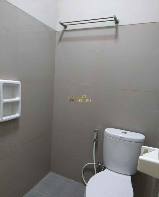 dijual rumah maguwoharjo depok sleman