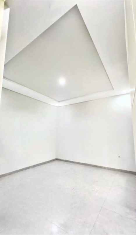 dijual rumah manyar tirtoyoso sukolilo