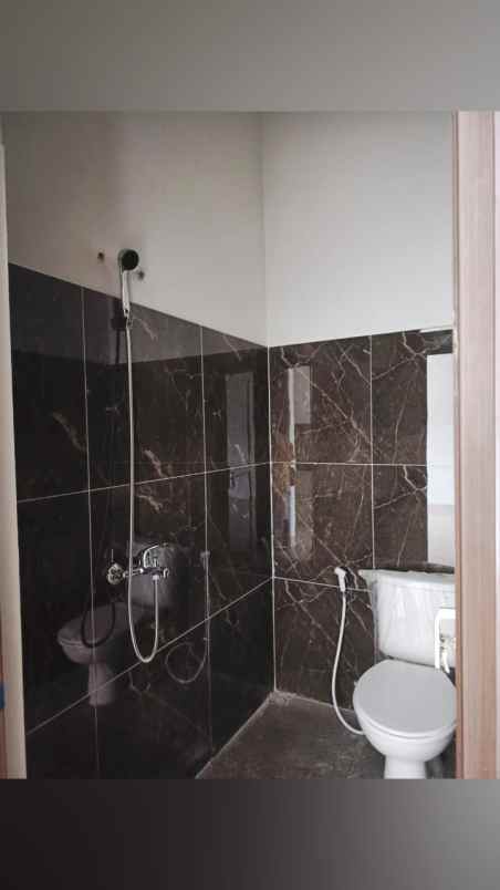 dijual rumah margahayu raya