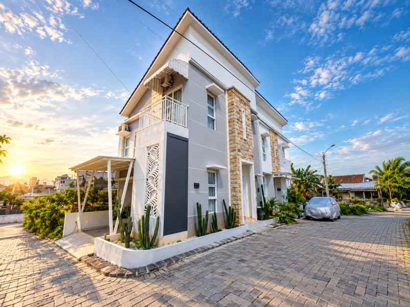 dijual rumah medina townhouse depok jl