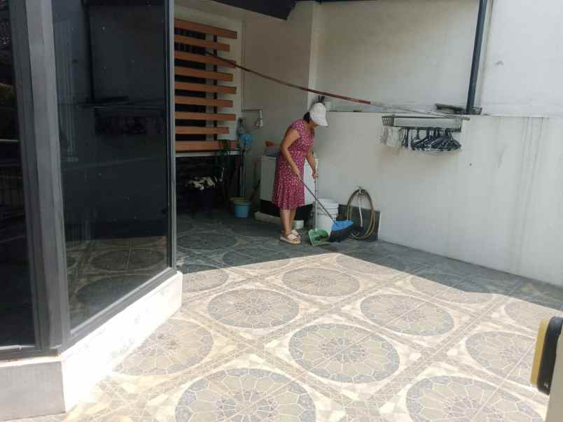 dijual rumah metland menteng