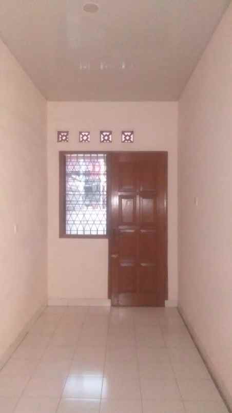 dijual rumah metland menteng cakung