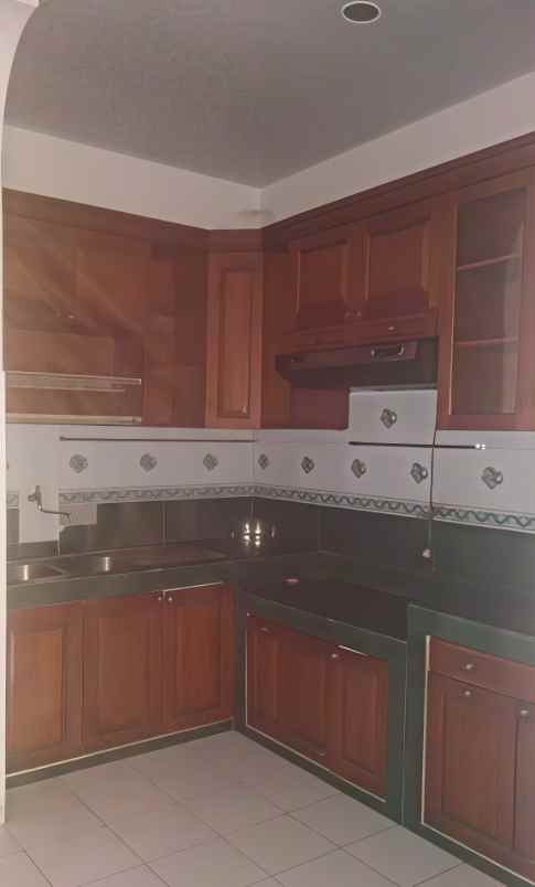 dijual rumah metland menteng cakung