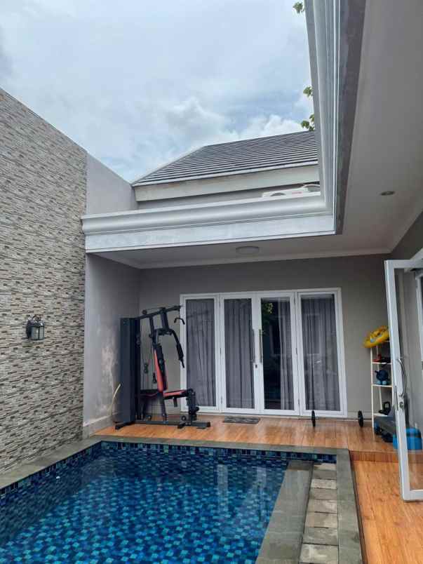 dijual rumah mewah di leuwinanggung cibubur depok