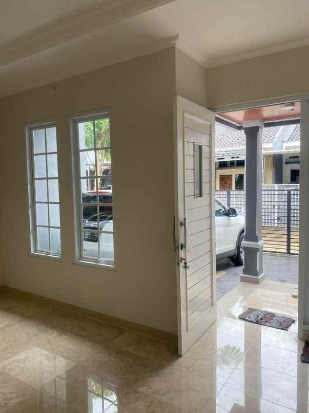 dijual rumah modern minimalis 2 lantai kodau jatimekar