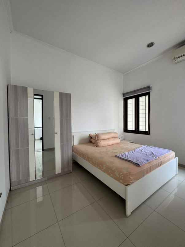 dijual rumah mohamad toha
