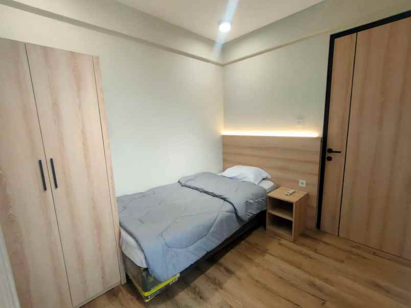 dijual rumah mulyosari