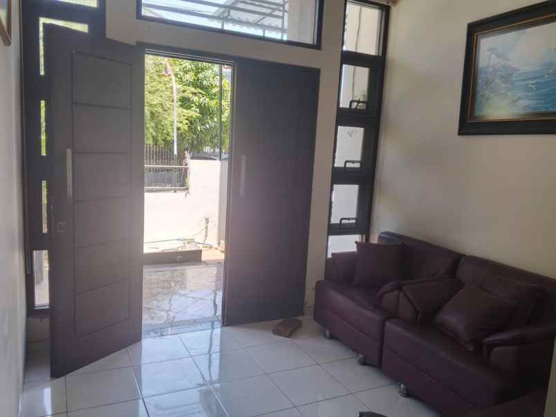 dijual rumah mulyosari surabaya timur