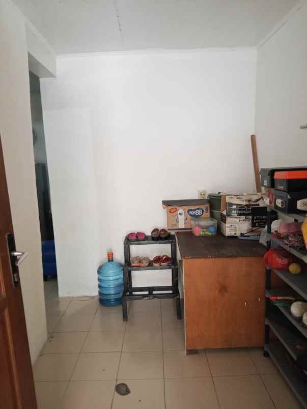 dijual rumah mungil siap huni di karasak