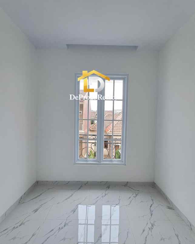 dijual rumah murah siap huni di mampang depok