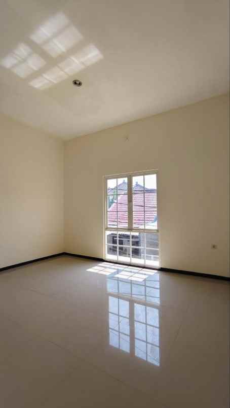 dijual rumah muyosari baru
