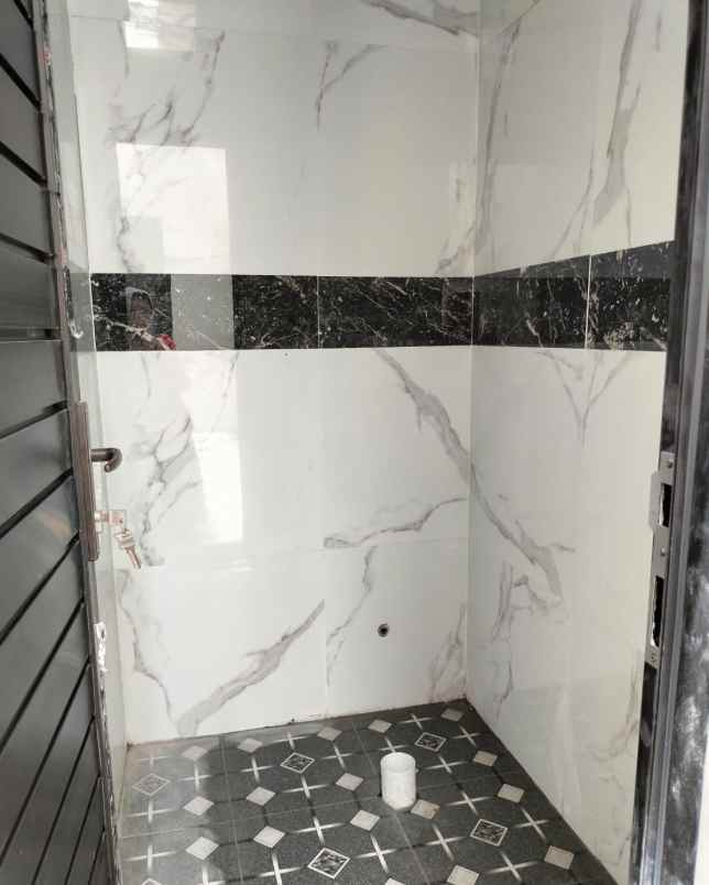dijual rumah ngemplak