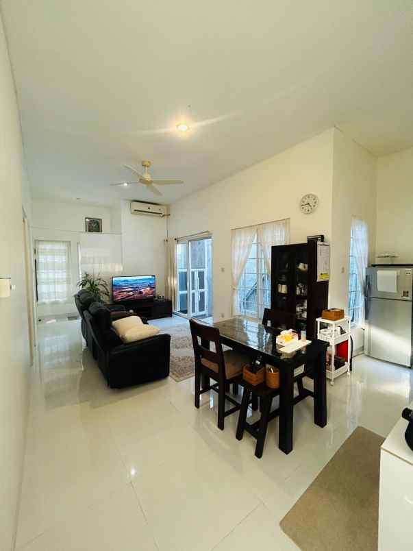 dijual rumah nusa dua
