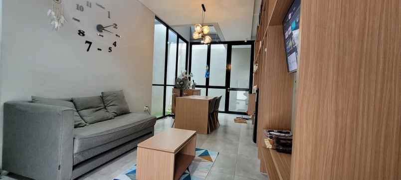 dijual rumah o2 grand wisata
