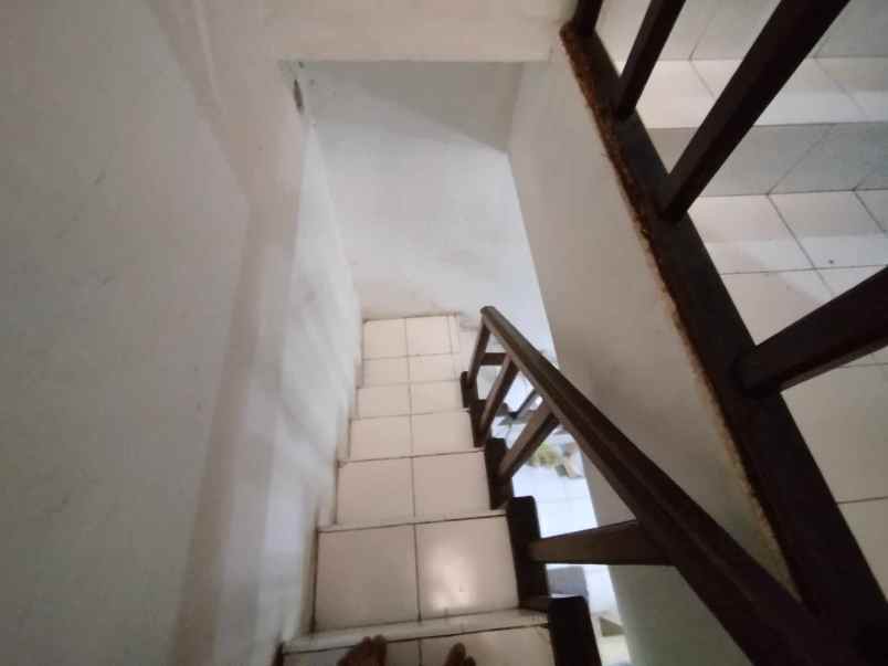 dijual rumah pancoran mas depok