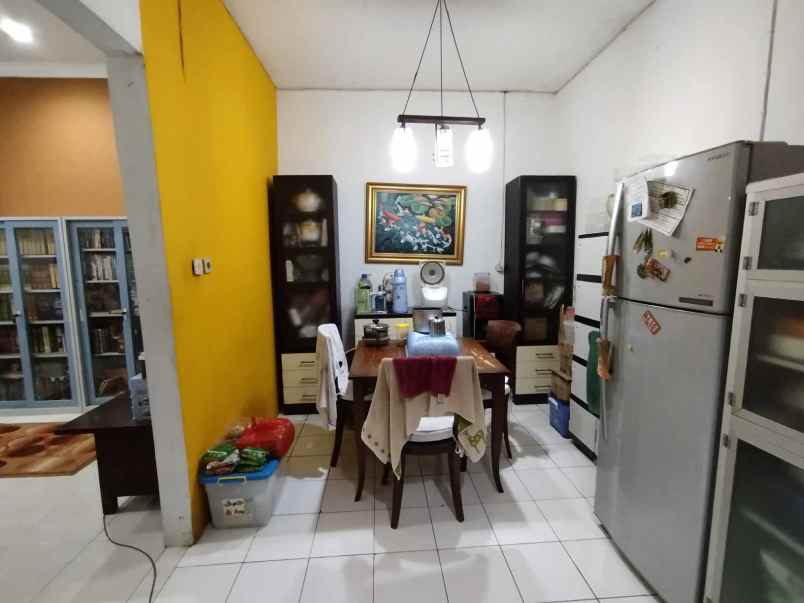 dijual rumah pancoran mas depok