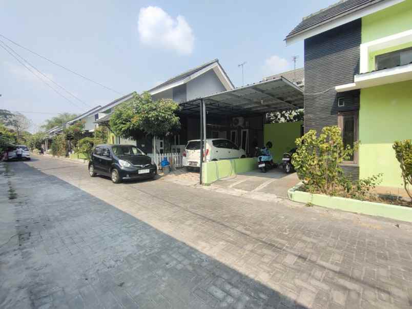 dijual rumah paulan colomadu karanganyar