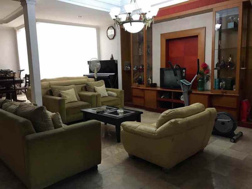 dijual rumah pelepah raya kelapa gading