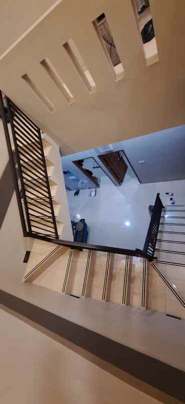 dijual rumah permata cimanggis