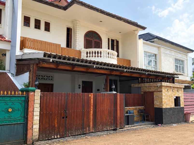 dijual rumah permata hijau jakarta selatan