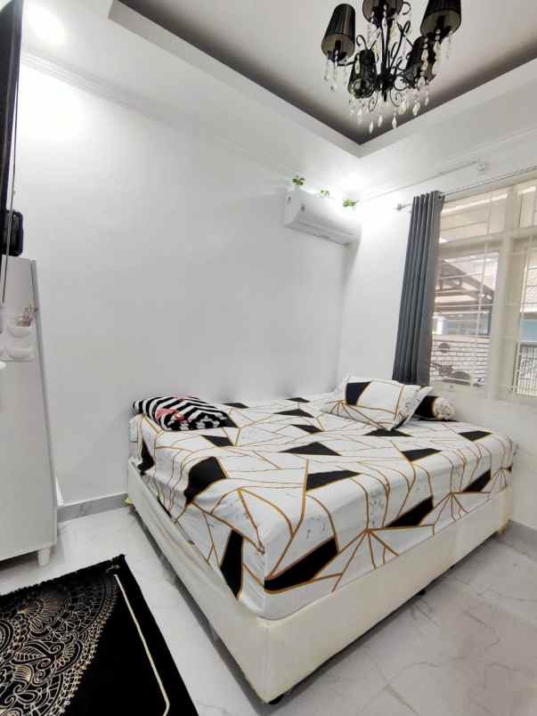 dijual rumah permata kopo