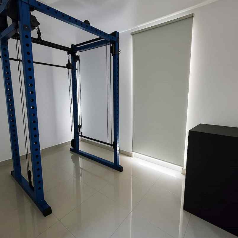 dijual rumah permata puri media kel