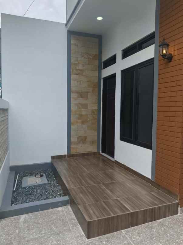 dijual rumah perum barata harapan jaya