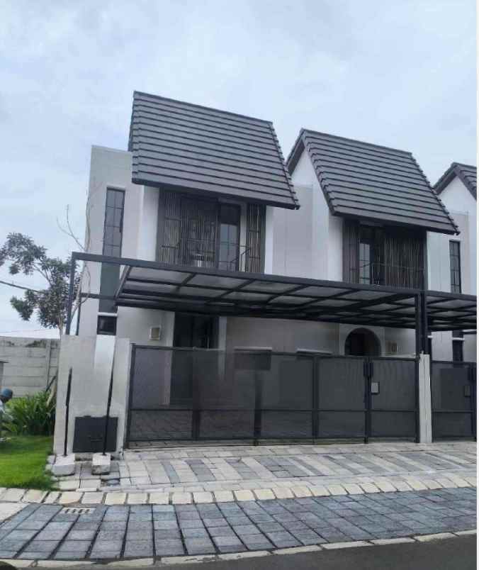dijual rumah perumahan amesta pregia