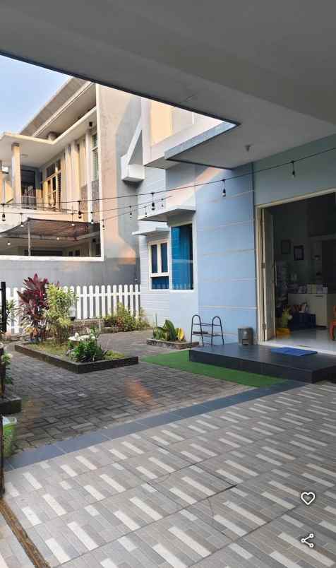 dijual rumah perumahan araya nieuw indie