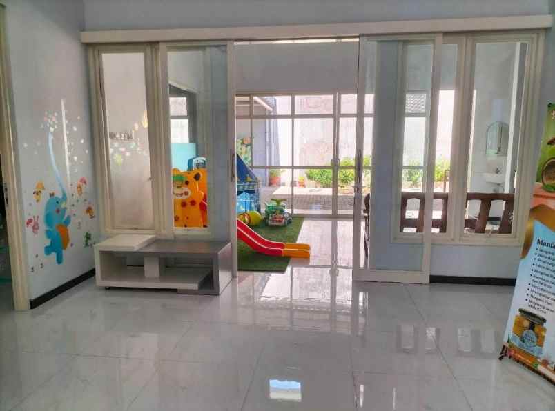dijual rumah perumahan araya nieuw indie