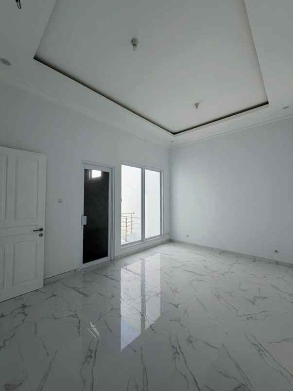 dijual rumah perumahan bukit palma
