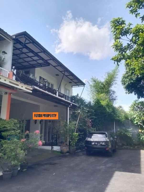 dijual rumah perumahan the address