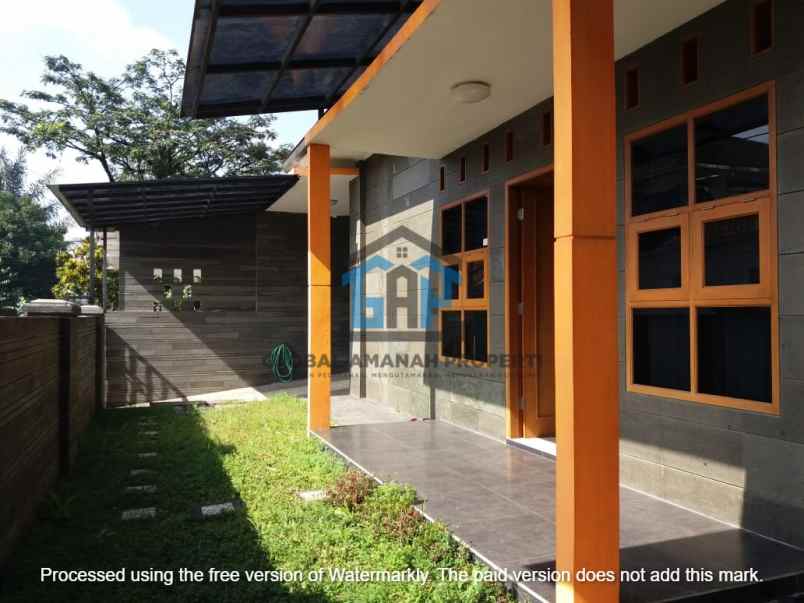 dijual rumah pesantren