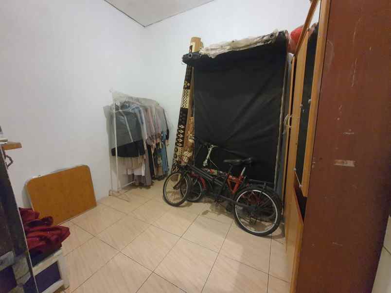 dijual rumah pondok aren