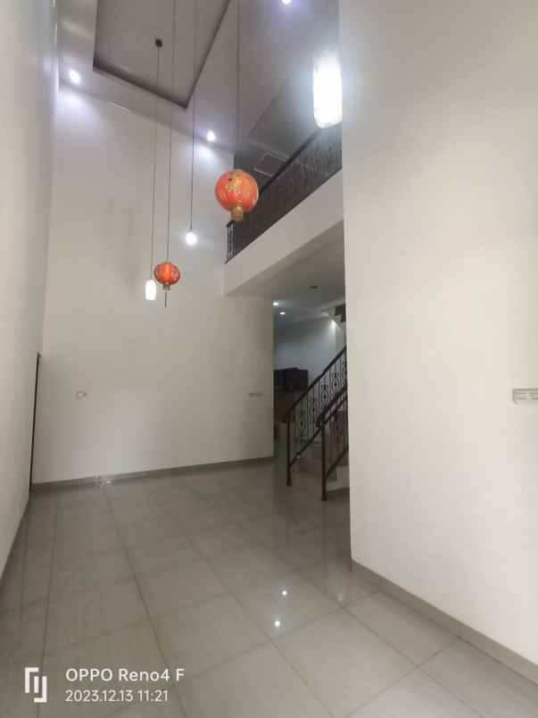 dijual rumah pondok gading utama kelapa