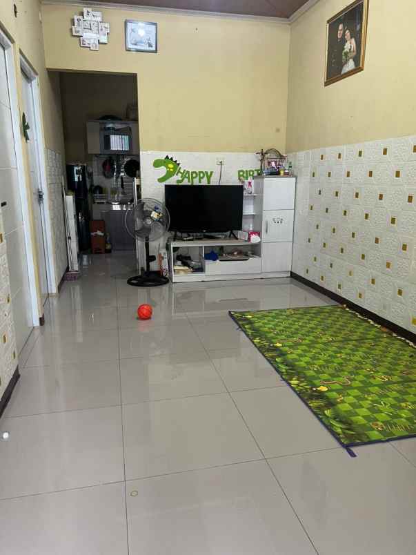 dijual rumah pondok petir