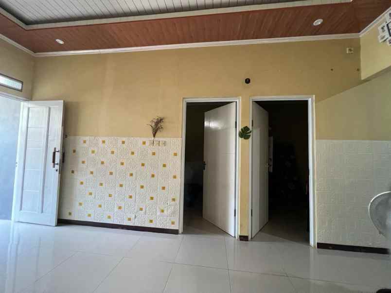 dijual rumah pondok petir