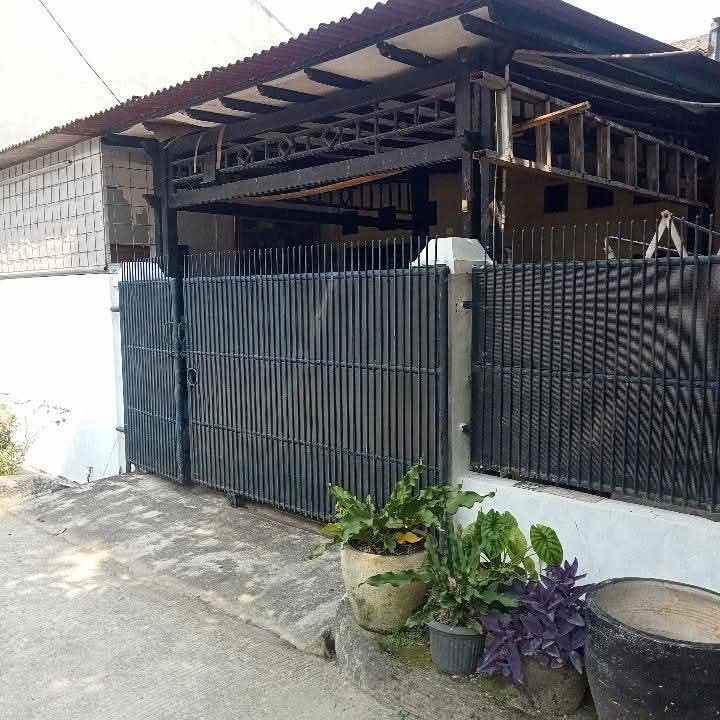 dijual rumah pondok petir