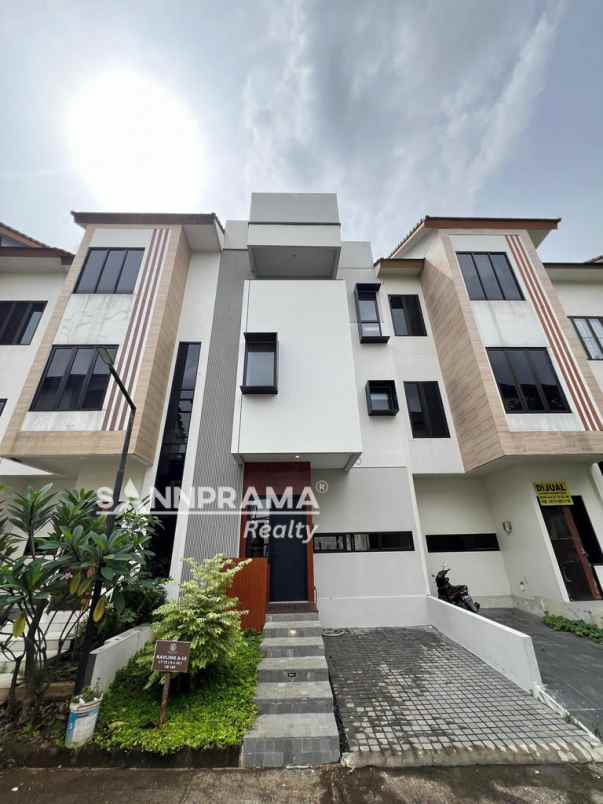 dijual rumah pondok rangon cipayung