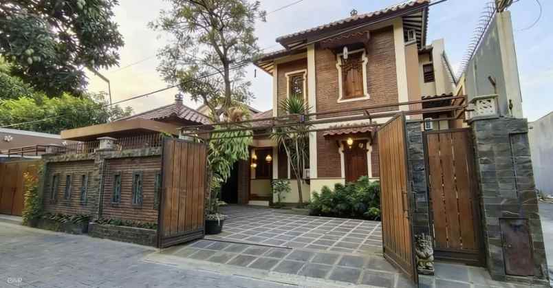dijual rumah pringwulung condongcatur
