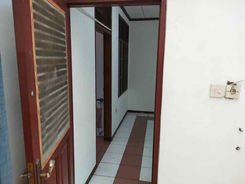 dijual rumah pulo gadung