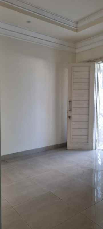 dijual rumah puri galaxy