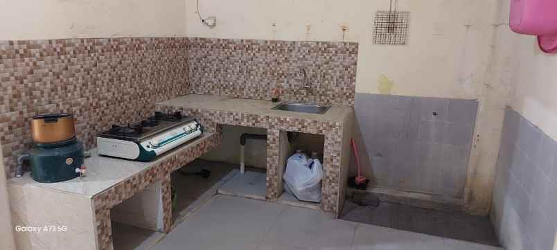 dijual rumah puri surya jaya