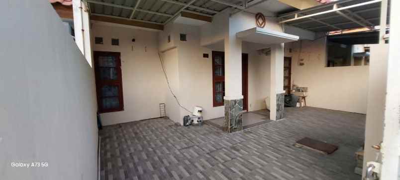 dijual rumah puri surya jaya