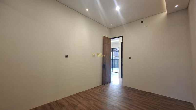 dijual rumah purwomartani