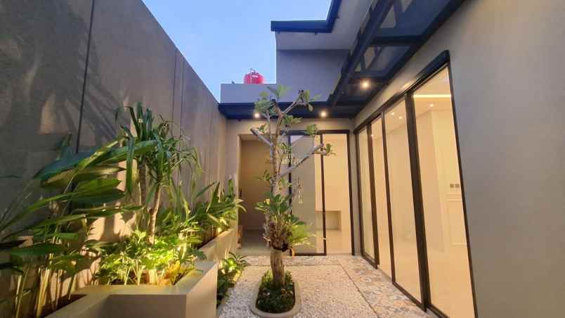 dijual rumah purwomartani