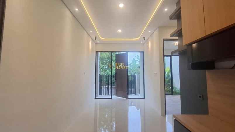 dijual rumah purwomartani